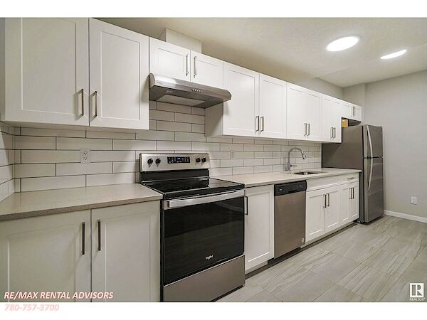 Edmonton 1 bedroom Basement for rent. Property photo: 637695-3