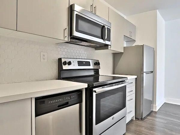 Toronto 2 bedrooms Apartment for rent. Property photo: 637726-3