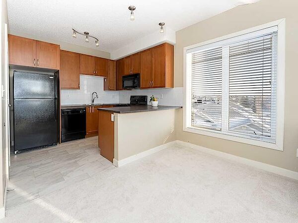 Calgary 1 bedroom Condo Unit for rent. Property photo: 637737-3
