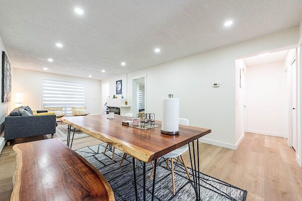Calgary 2 bedrooms Townhouse for rent. Property photo: 637739-2