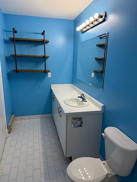 Waterloo 2 + Den bedrooms Condo Unit for rent. Property photo: 637765-3