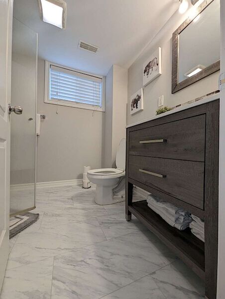 Whitby 2 bedrooms Basement for rent. Property photo: 637831-3