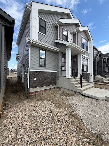 Calgary 3 bedrooms Main Floor for rent. Property photo: 637874-2
