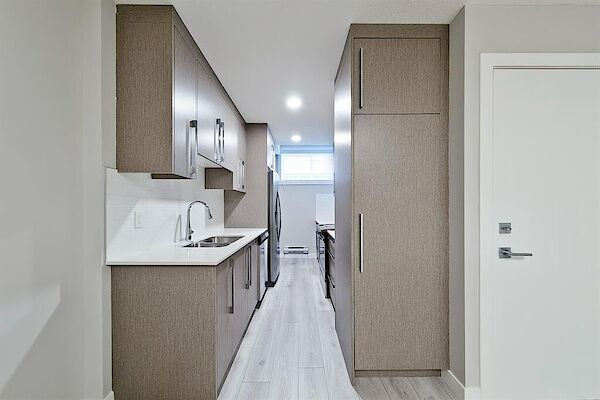 Calgary 1 bedroom Duplex for rent. Property photo: 637942-3