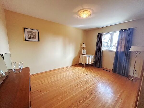 Edmonton 5 bedrooms House for rent. Property photo: 638007-3