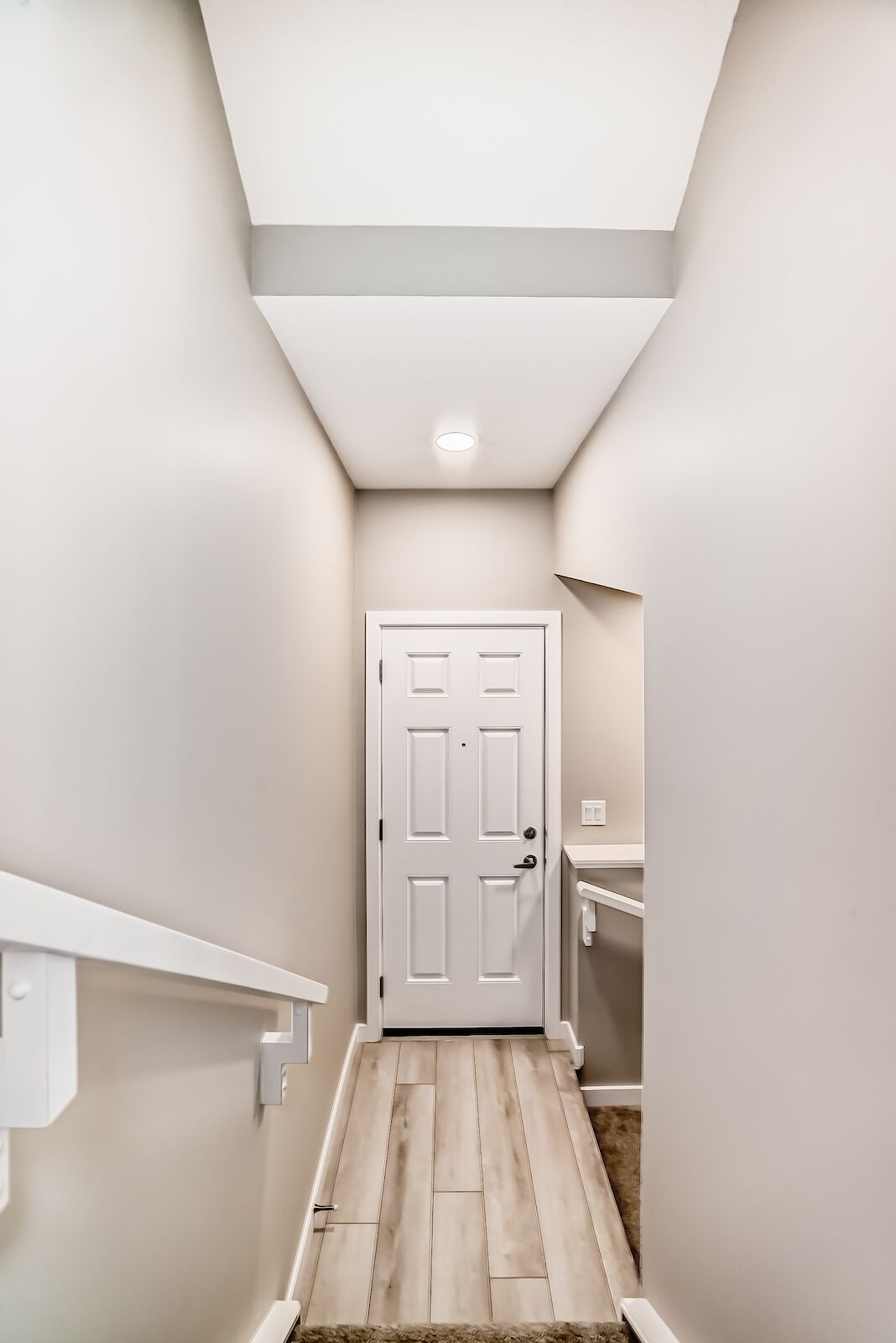 Calgary 2 bedrooms Basement for rent. Property photo: 638008-1