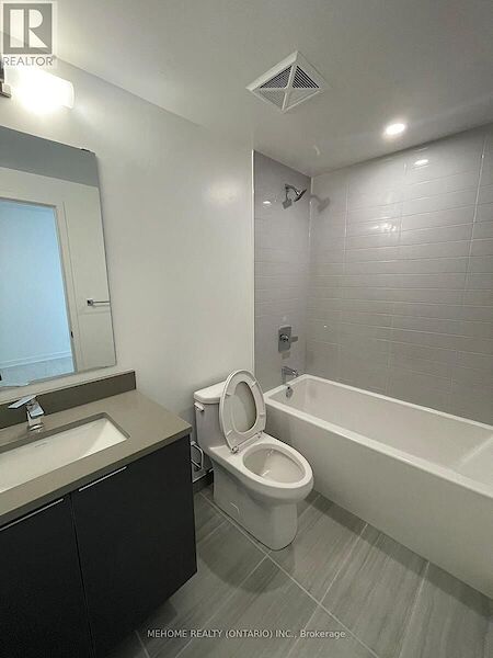 Toronto 2 bedrooms Apartment for rent. Property photo: 638013-3