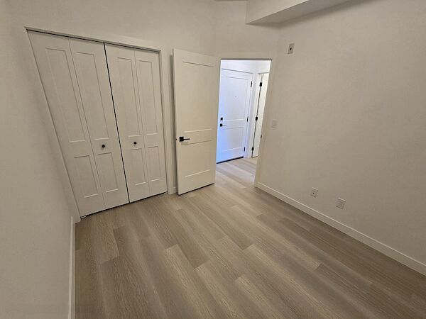 Calgary 2 bedrooms Condo Unit for rent. Property photo: 638039-3