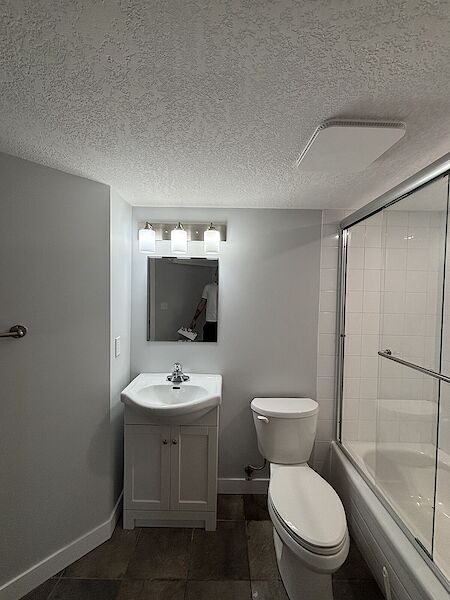 Calgary 1 bedroom Basement for rent. Property photo: 638043-3