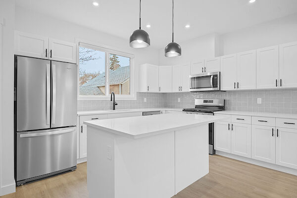 Edmonton 3 bedrooms Main Floor for rent. Property photo: 638044-3