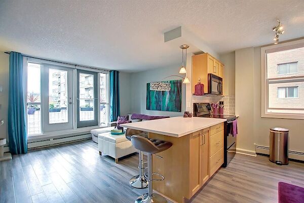 Calgary 1 bedroom Condo Unit for rent. Property photo: 638049-3