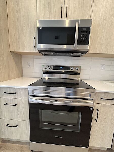 Calgary 1 bedroom Condo Unit for rent. Property photo: 638143-2