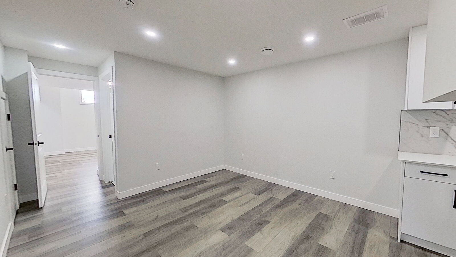 Calgary 1 bedroom Basement for rent. Property photo: 638178-1