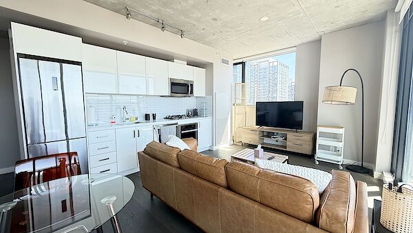 Calgary 2 bedrooms Condo Unit for rent. Property photo: 638292-3