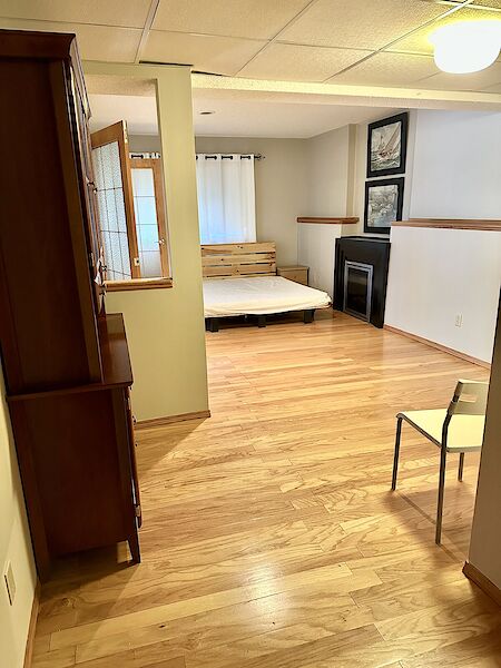 Calgary 2 bedrooms Basement for rent. Property photo: 638357-3