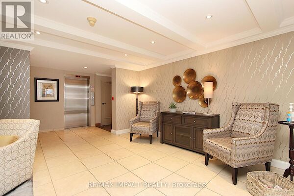 Main+Lobby Oshawa 3 bedrooms Apartment for rent. Property photo: 638431-3