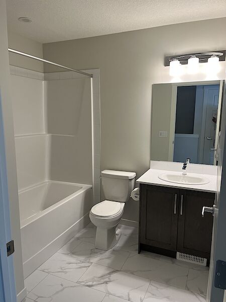 Calgary 2 bedrooms Townhouse for rent. Property photo: 638518-3