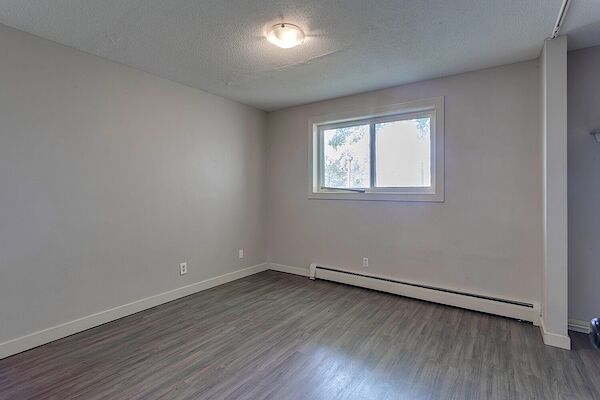 Edmonton 2 bedrooms Apartment for rent. Property photo: 638525-3