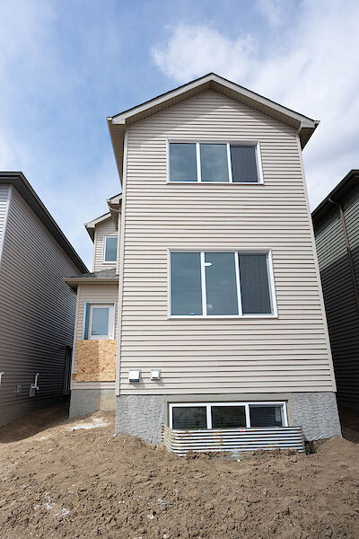 Edmonton 3 + Den bedrooms House for rent. Property photo: 638549-3