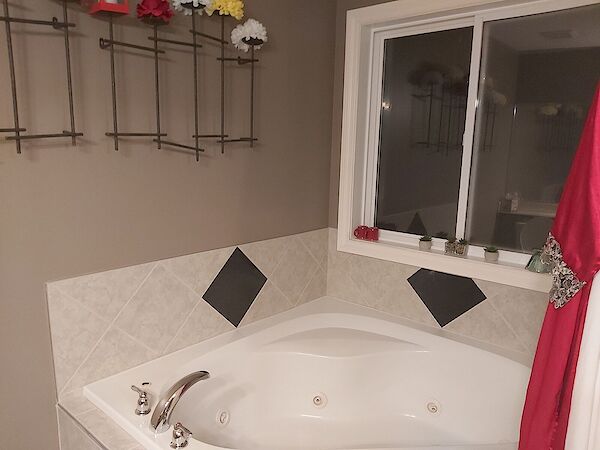 Calgary 1 bedroom Room For Rent for rent. Property photo: 638577-3