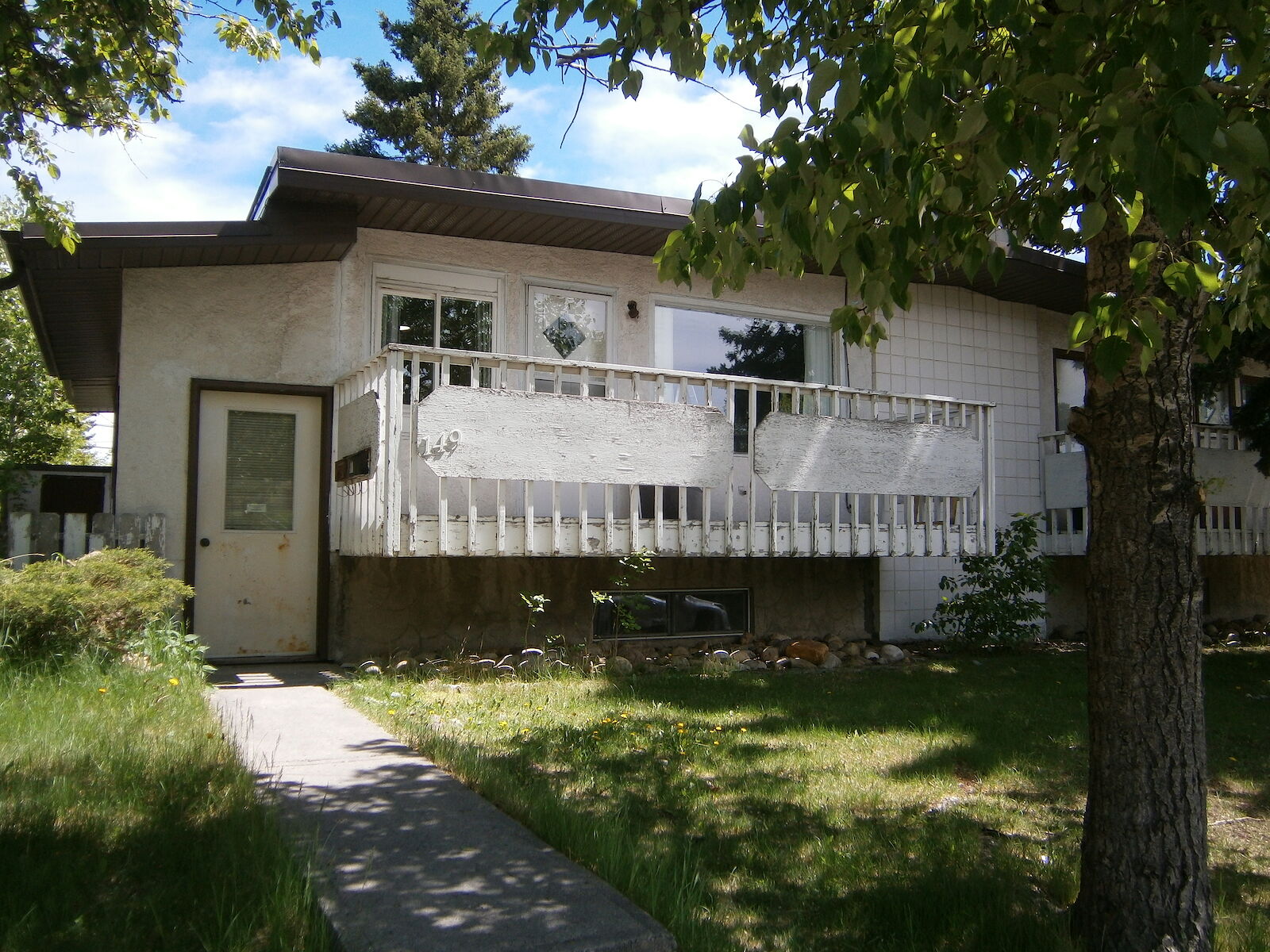 Calgary 3 bedrooms Duplex for rent. Property photo: 638662-1