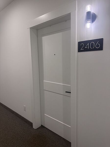 Calgary 2 bedrooms Condo Unit for rent. Property photo: 638731-2