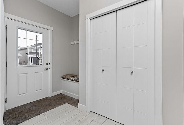 Edmonton 3 bedrooms Main Floor for rent. Property photo: 638745-3