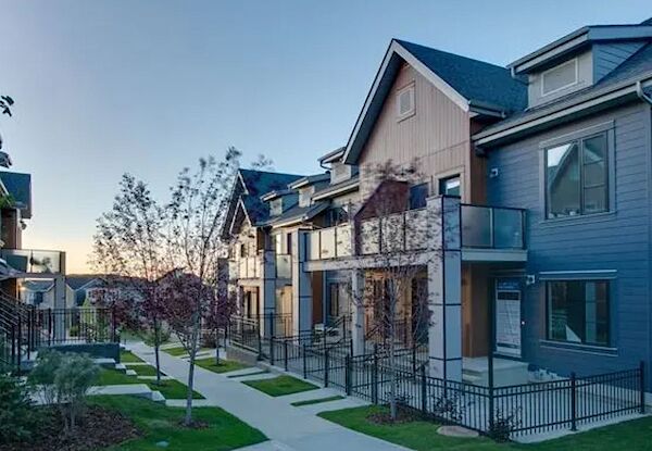 Calgary 2 bedrooms Townhouse for rent. Property photo: 638750-3