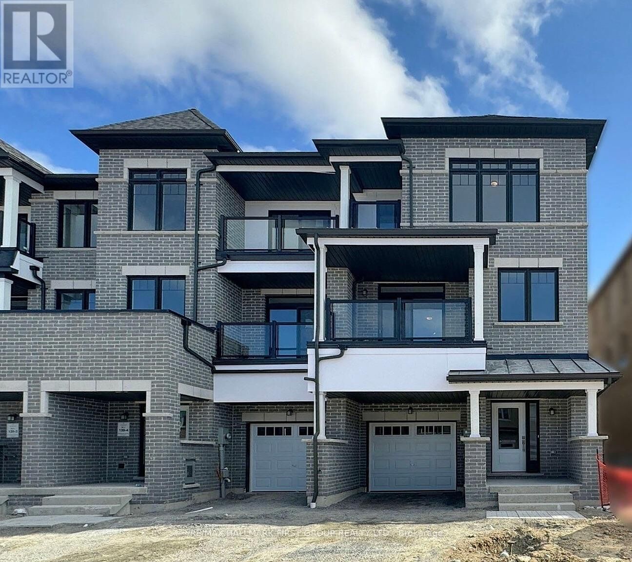 Oshawa Townhouse For Rent | Row Townhouse in Oshawa | ID 638865 ...