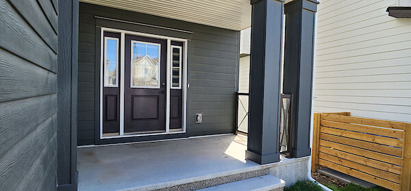 Airdrie 3 + Den bedrooms House for rent. Property photo: 638883-3