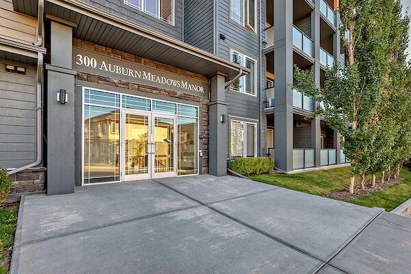 Calgary 1 bedroom Condo Unit for rent. Property photo: 638884-2