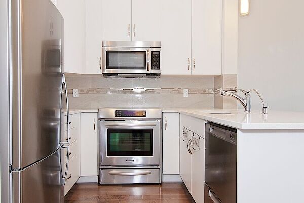 Calgary 1 bedroom Condo Unit for rent. Property photo: 638888-2