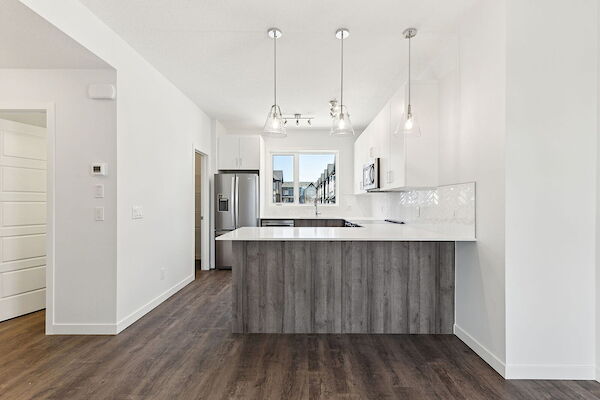 Calgary 3 bedrooms Townhouse for rent. Property photo: 638914-3
