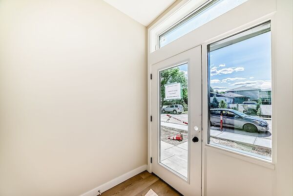 Calgary 3 bedrooms Townhouse for rent. Property photo: 638960-3