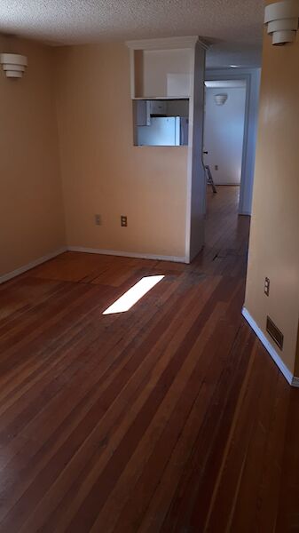 Calgary 1 bedroom Basement for rent. Property photo: 638962-2