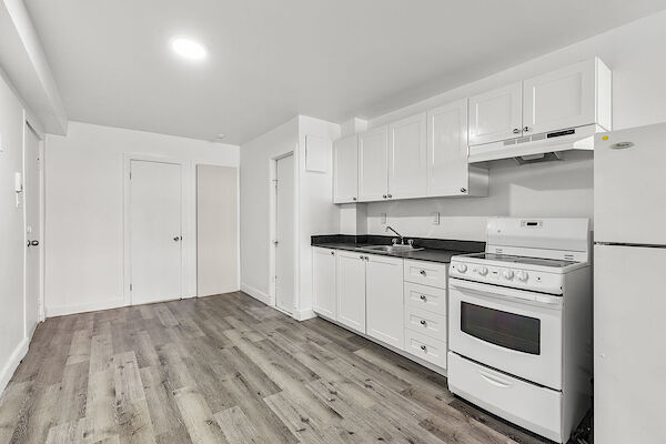 Montréal bachelor bedrooms Apartment for rent. Property photo: 638976-2