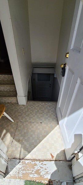 Calgary 2 bedrooms House for rent. Property photo: 639007-2