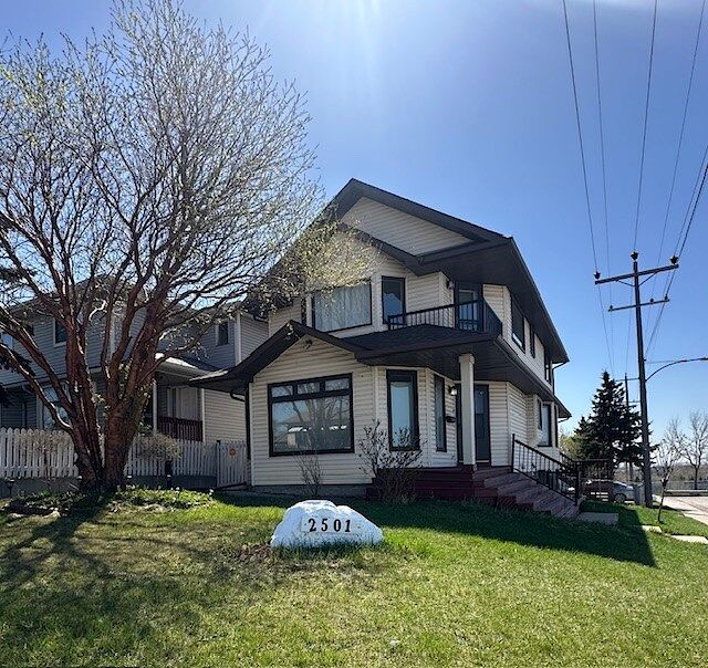 Calgary 2 bedrooms House for rent. Property photo: 639010-1