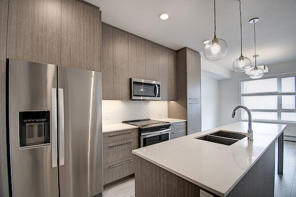 Calgary 2 + Den bedrooms Condo Unit for rent. Property photo: 639013-2