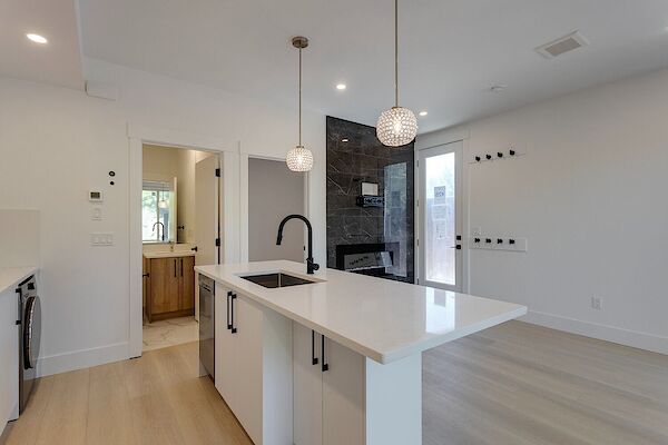 Calgary 1 bedroom Townhouse for rent. Property photo: 639059-3