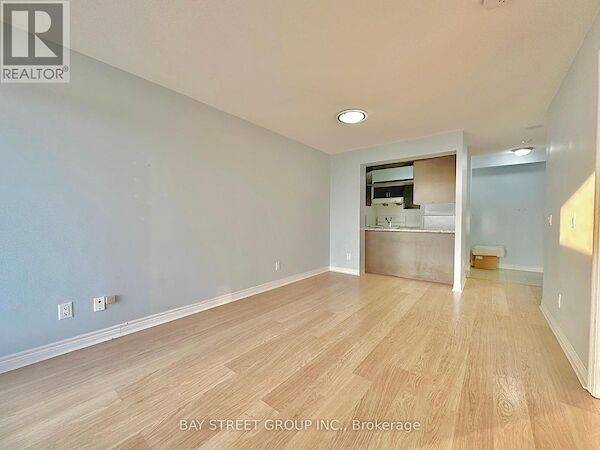 Toronto 1 bedroom Apartment for rent. Property photo: 639165-3