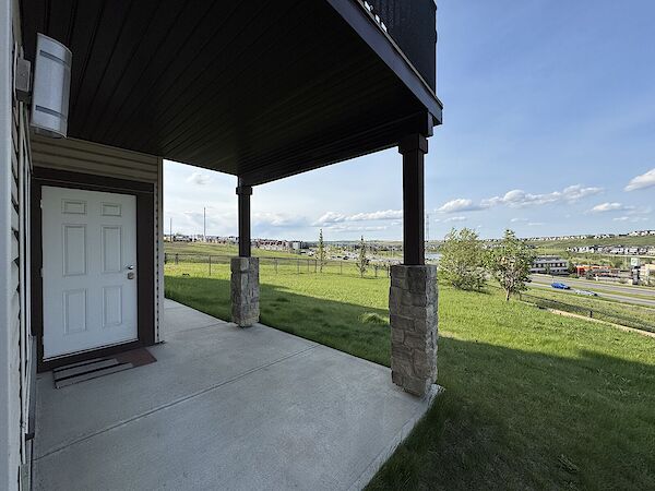 Entrance+Patio+Area Calgary 2 bedrooms Basement for rent. Property photo: 639192-3