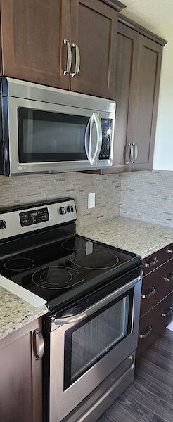 Calgary 3 + Den bedrooms Townhouse for rent. Property photo: 639193-3