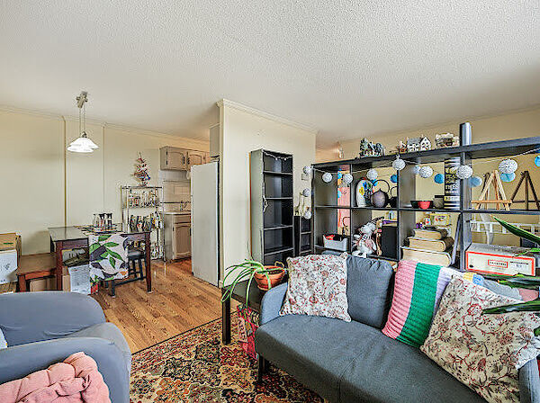 Calgary 1 bedroom Condo Unit for rent. Property photo: 639289-2