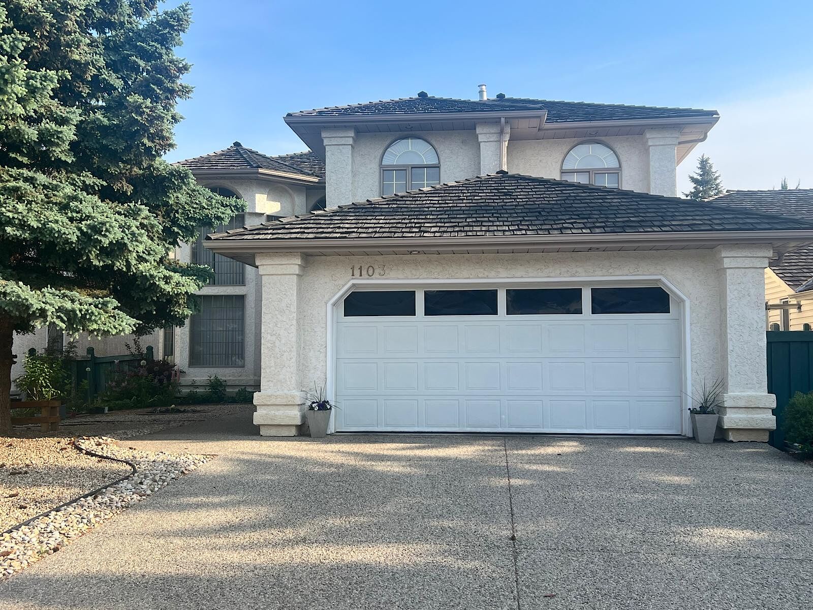 Edmonton 4 bedrooms House for rent. Property photo: 639294-1