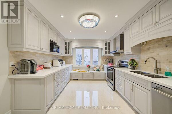 Markham 1 bedroom House for rent. Property photo: 639347-3