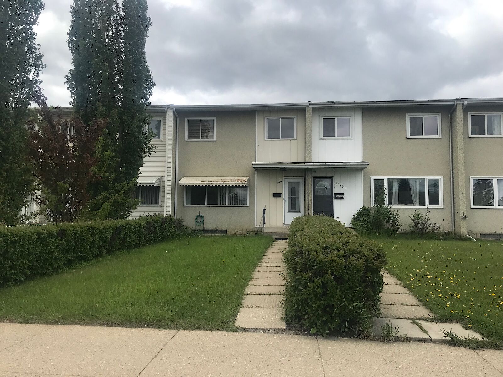Edmonton 3 bedrooms Townhouse for rent. Property photo: 639380-1