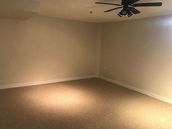Edmonton 3 bedrooms Townhouse for rent. Property photo: 639380-2
