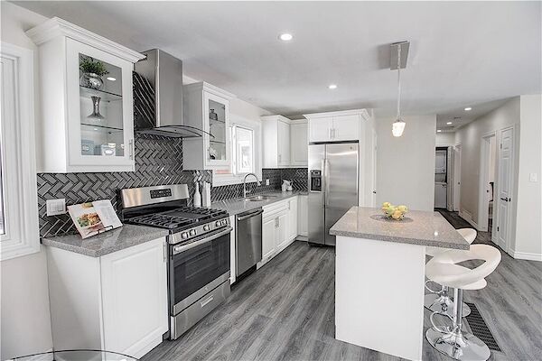 St. Catharines 3 bedrooms Main Floor for rent. Property photo: 639414-2