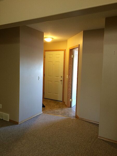 High River 2 bedrooms Townhouse for rent. Property photo: 639464-3